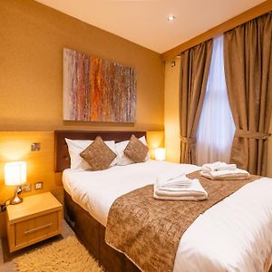 Kamer met een King Size Bed